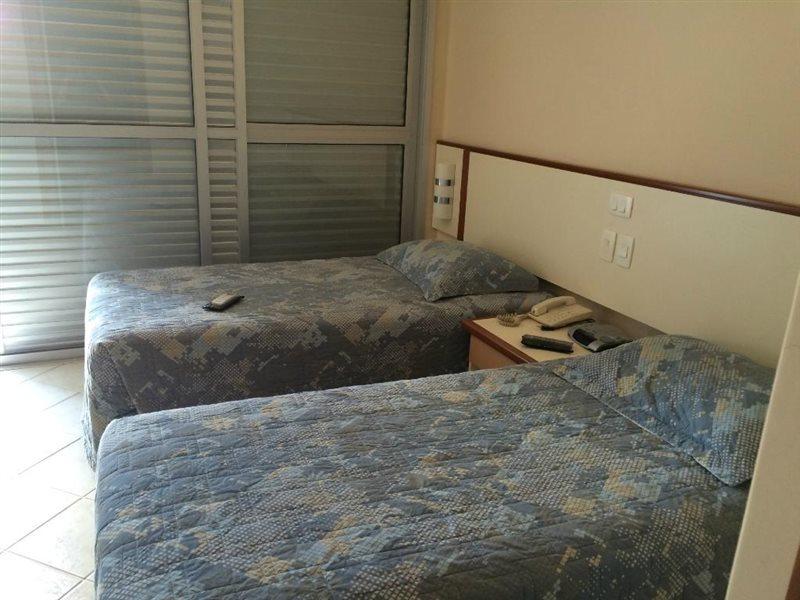 Coral Inn Vitoria Bagian luar foto
